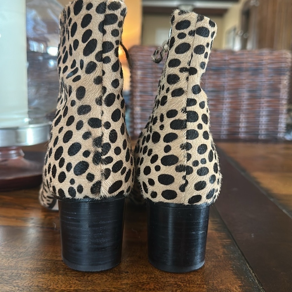 Cavallini calf hair ankle boots right is size 39 note left is size 41! - Picture 4 of 7
